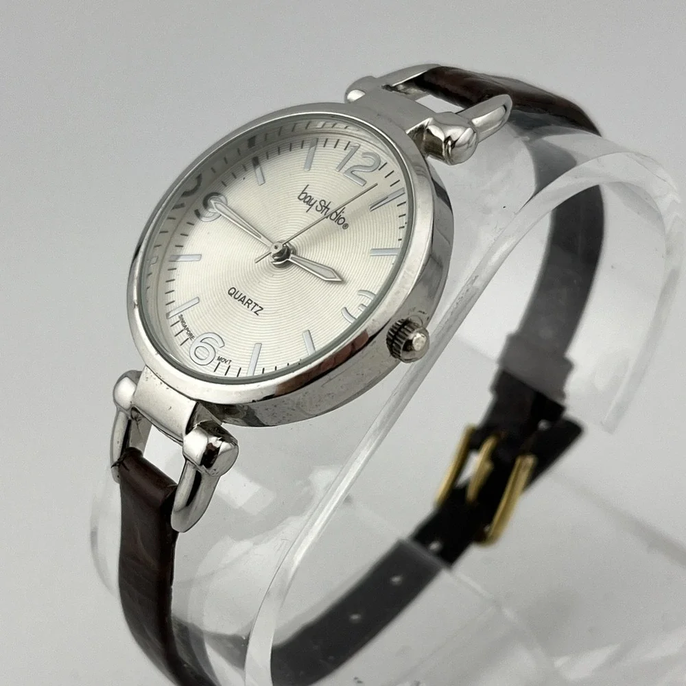 Bay Studio‎ Watch Women 32mm Silver Case Petite Leather Band- New Battery